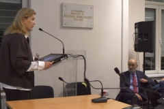 Still-2025-12-21-084140_1.152.1