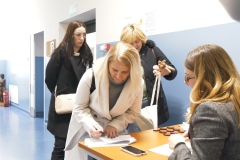 Still-2025-12-21-084140_1.18.1